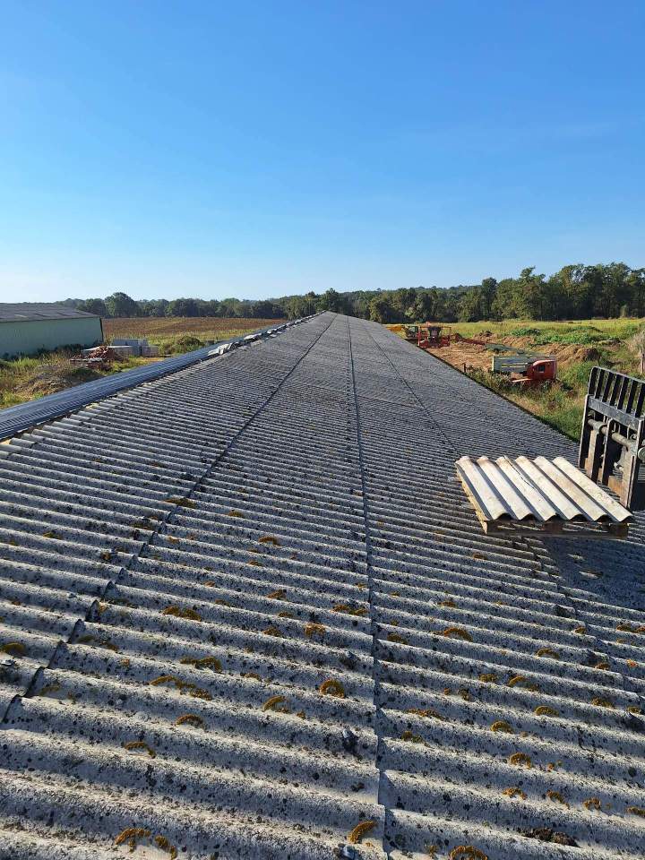 Remise à neuf de toiture métallique dans les Landes